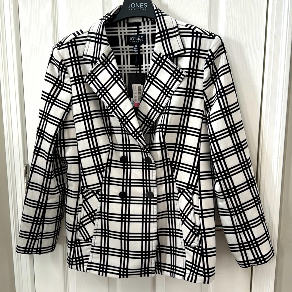 Double Breasted Jacket, Machine washable. Misses size 16